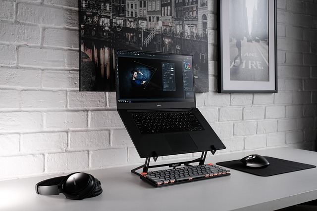 1746347485125699.jpg laptop-6332543_640.jpg